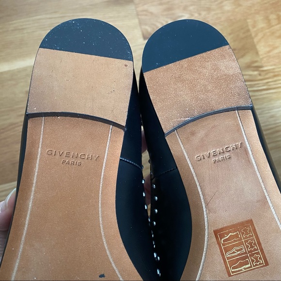 New Givenchy Studded Leather Ballet Flat - Picture 7 of 9